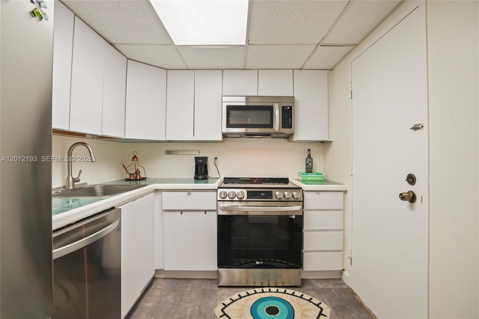 800 West Ave # 738