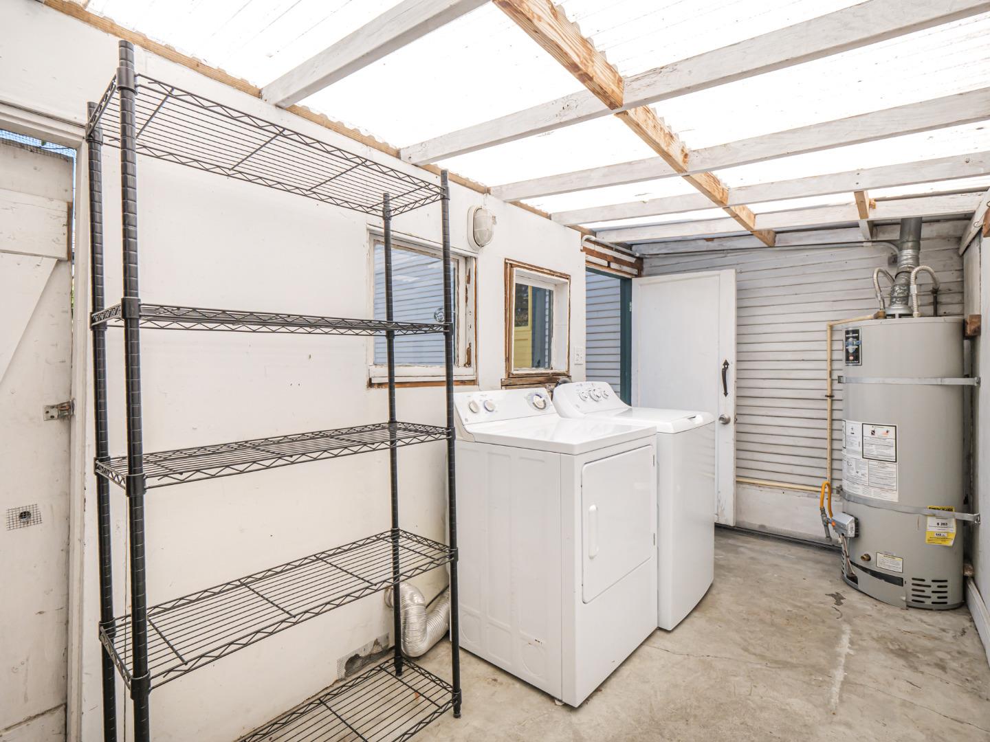 509 + 509A California ST