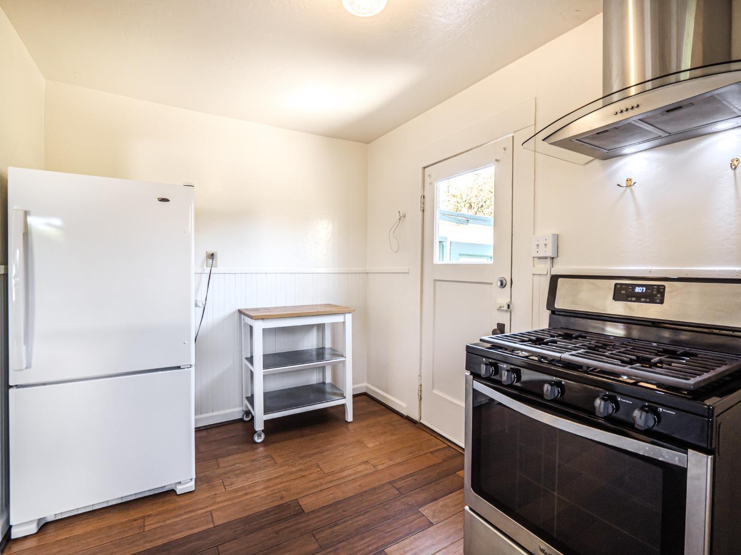 509 + 509A California ST