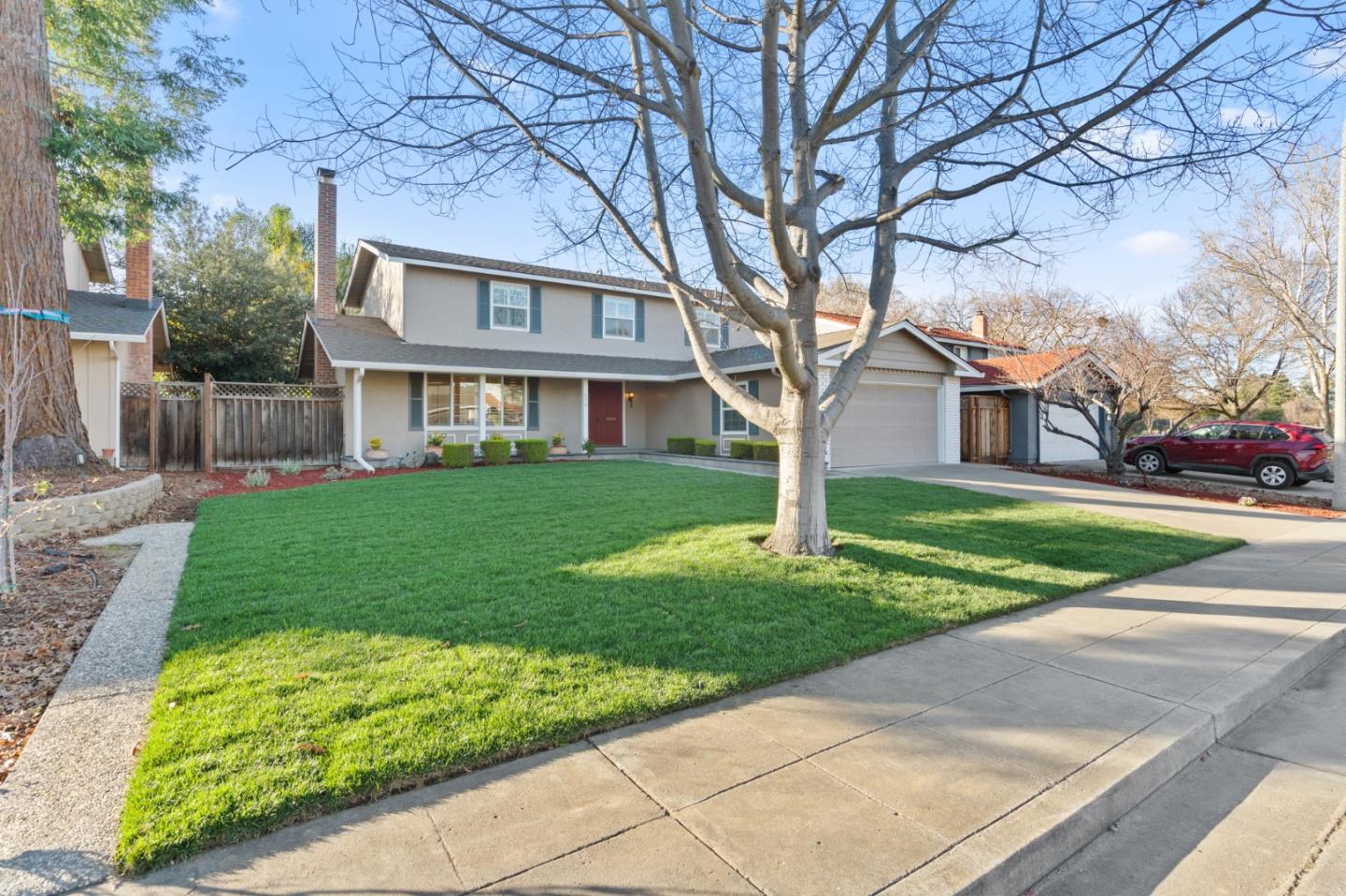 879 Savory DR