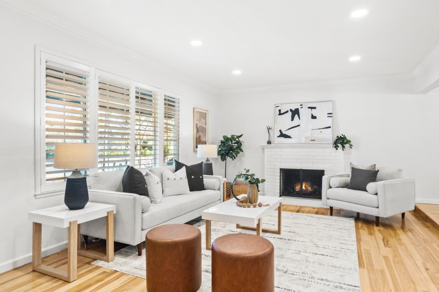 879 Savory DR