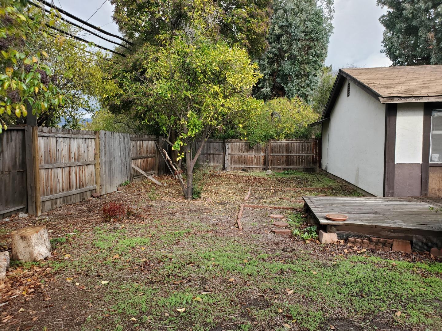 2015 Lakewood Drive