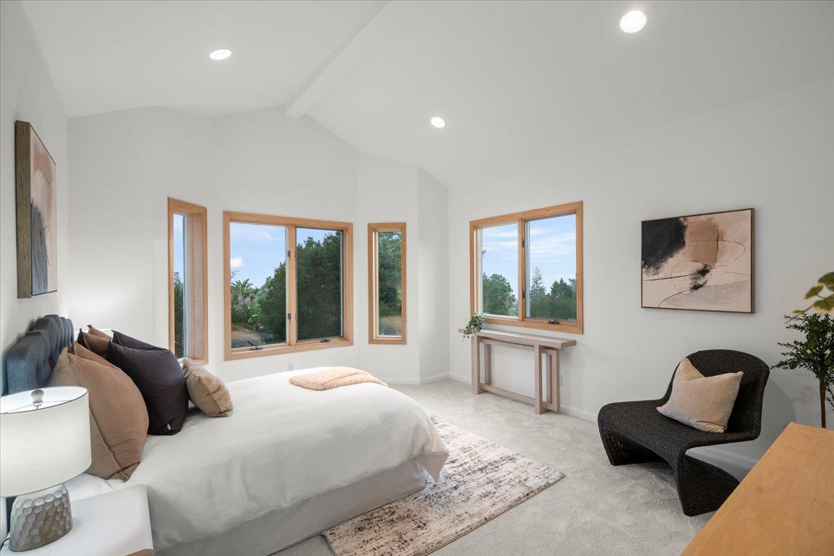 3961 Jefferson Avenue