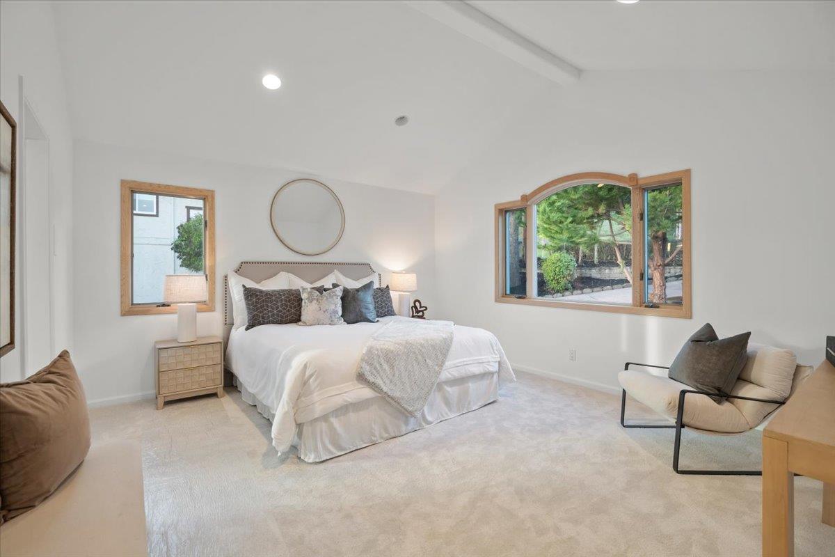 3961 Jefferson Avenue