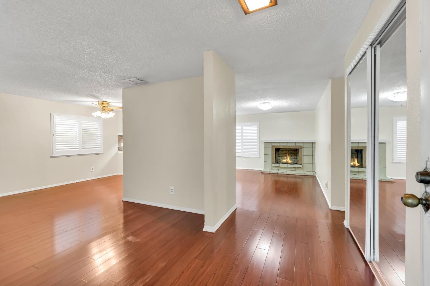 3332 Corbin Way