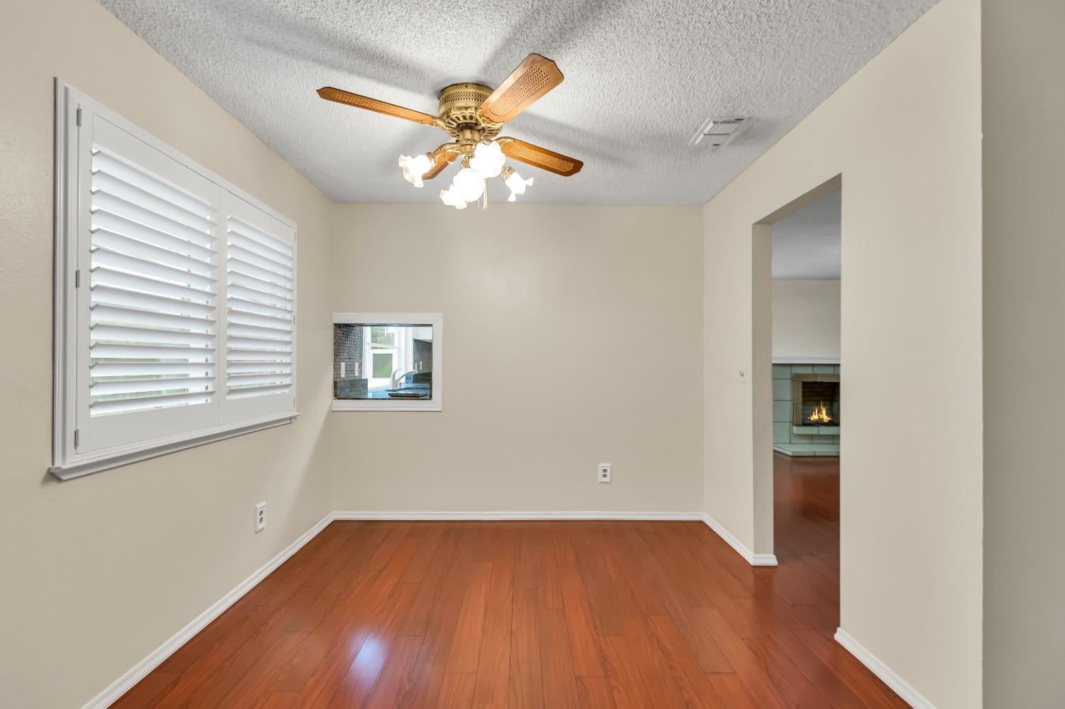 3332 Corbin Way