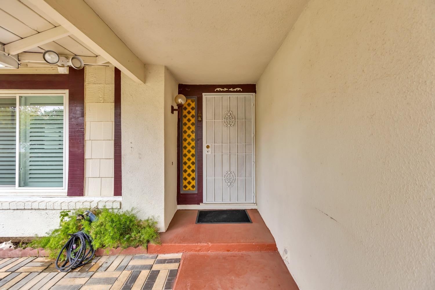 3332 Corbin Way