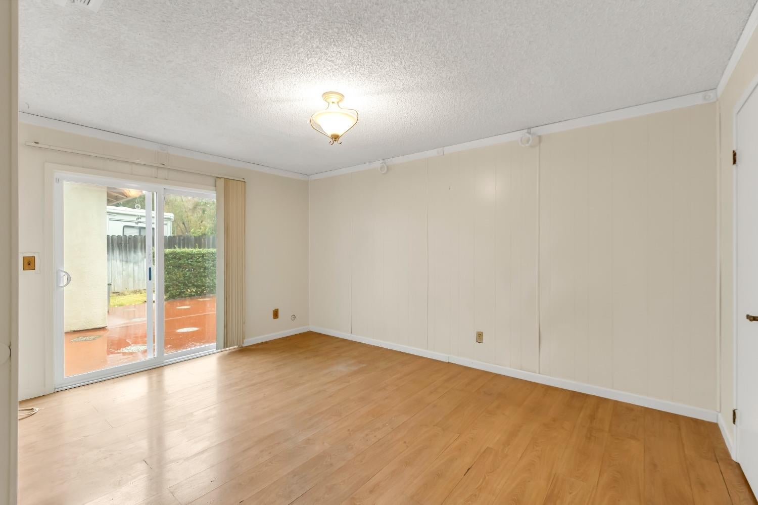 3332 Corbin Way