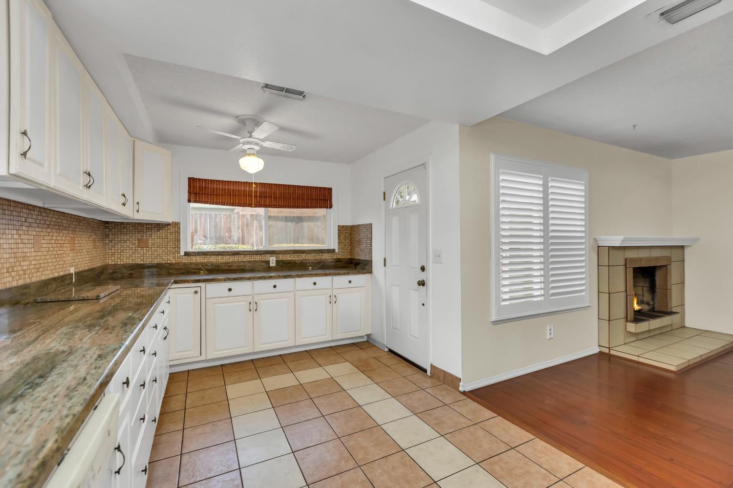 3332 Corbin Way
