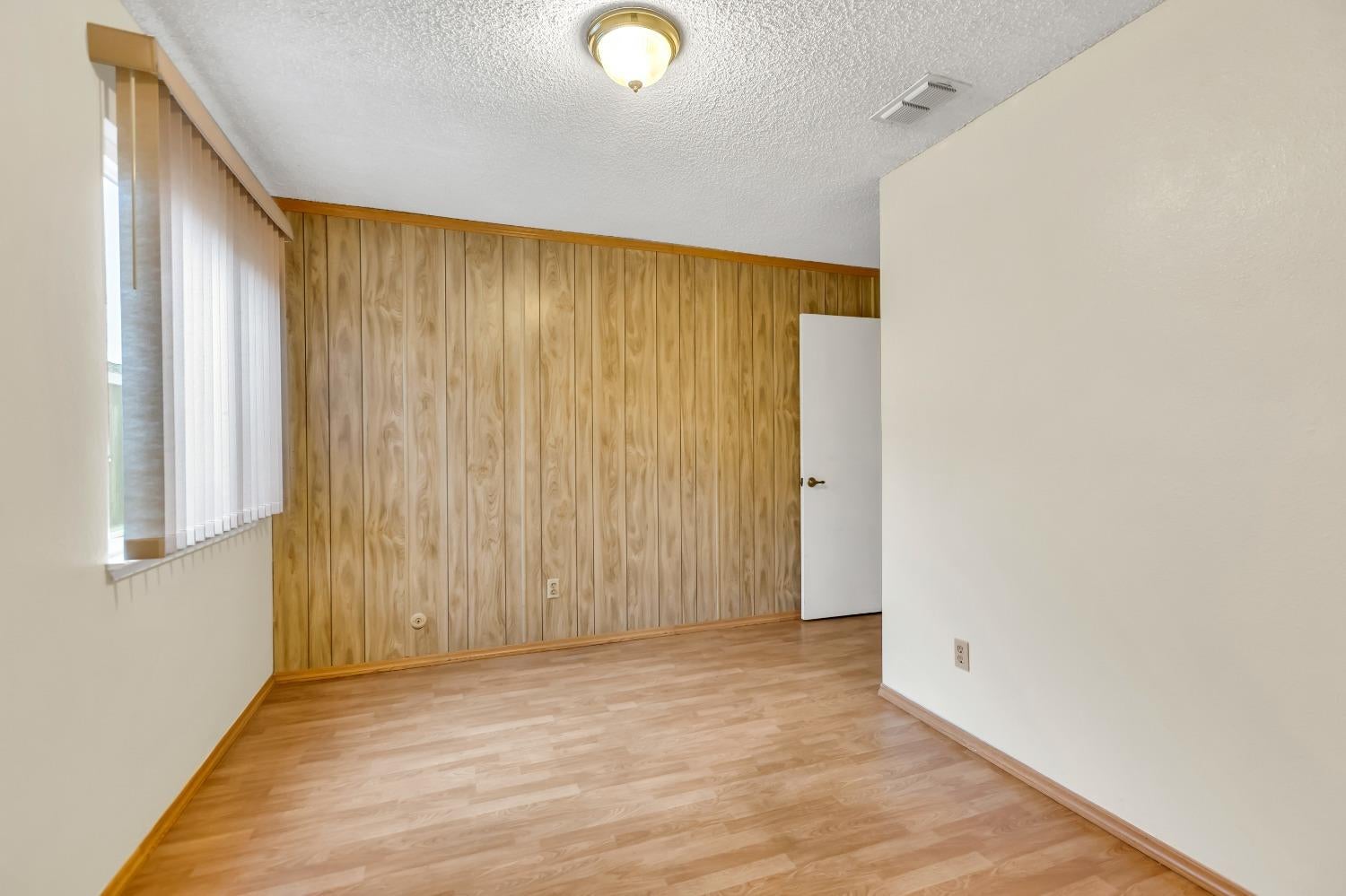 3332 Corbin Way