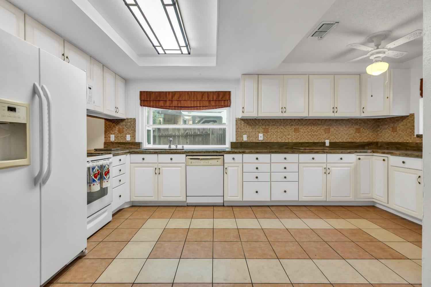3332 Corbin Way