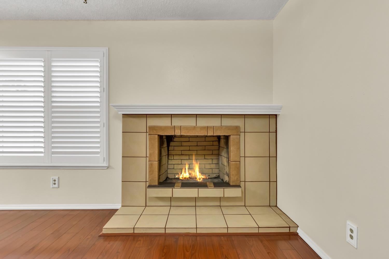 3332 Corbin Way