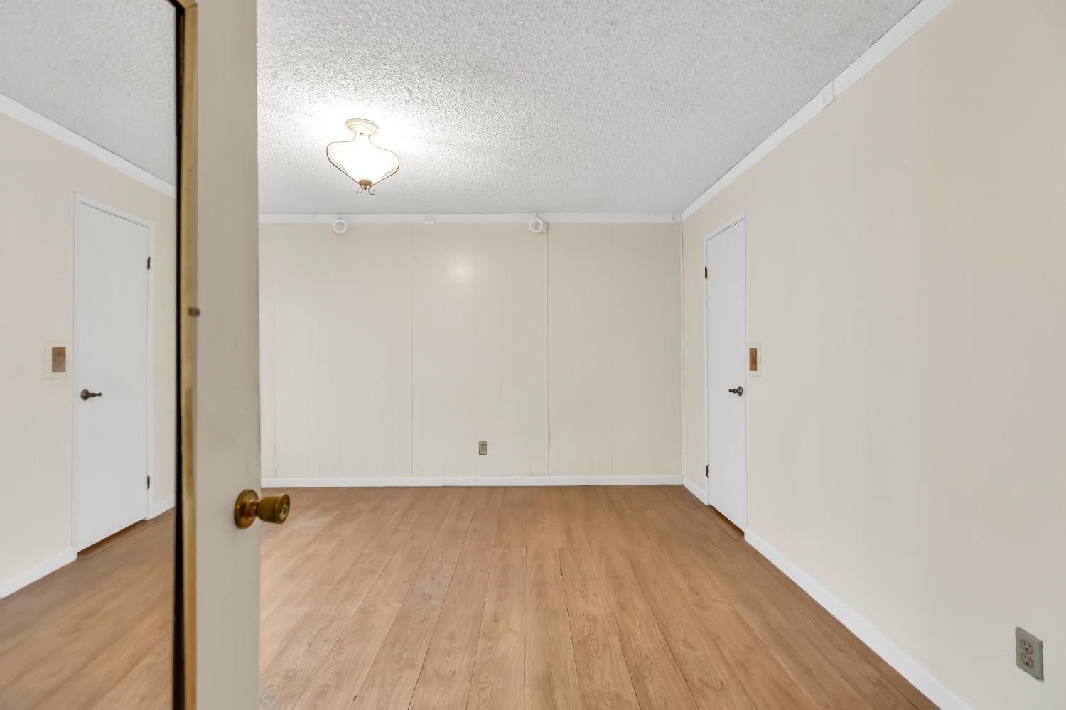 3332 Corbin Way