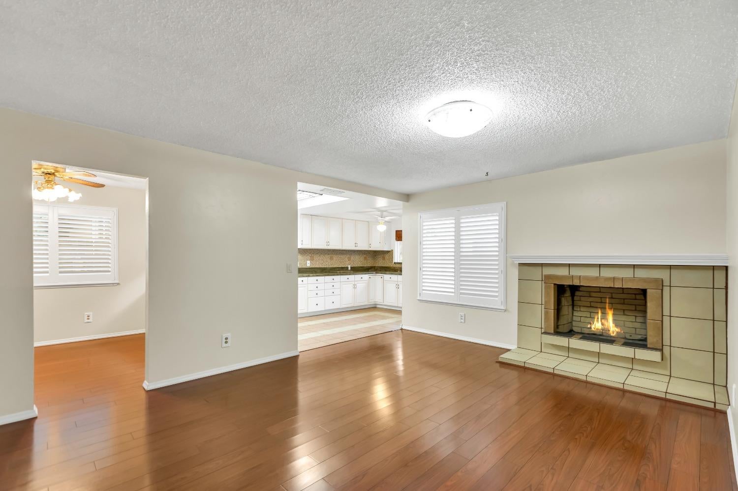 3332 Corbin Way