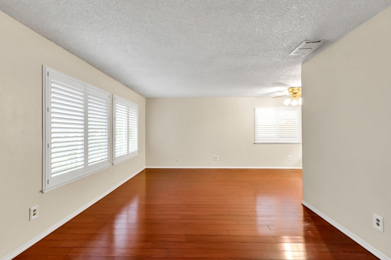 3332 Corbin Way