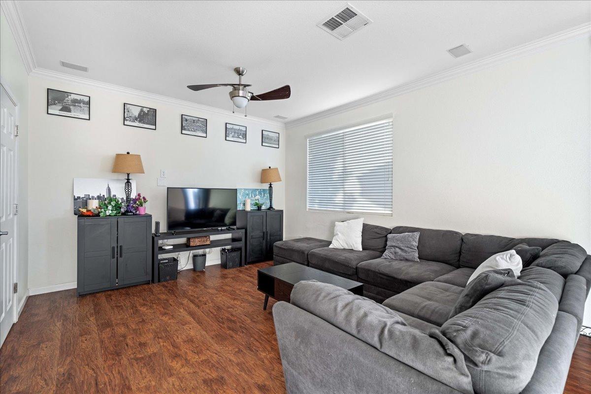 2474 Huckleberry Circle