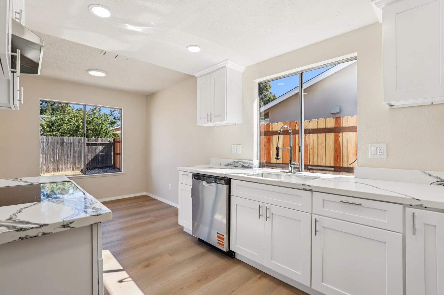 4175 Amapola Way