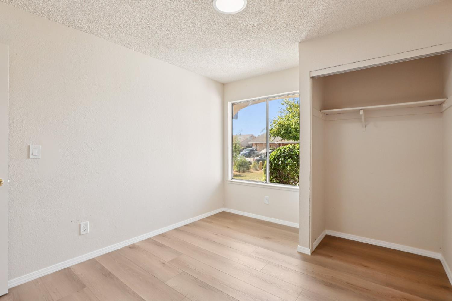 4175 Amapola Way