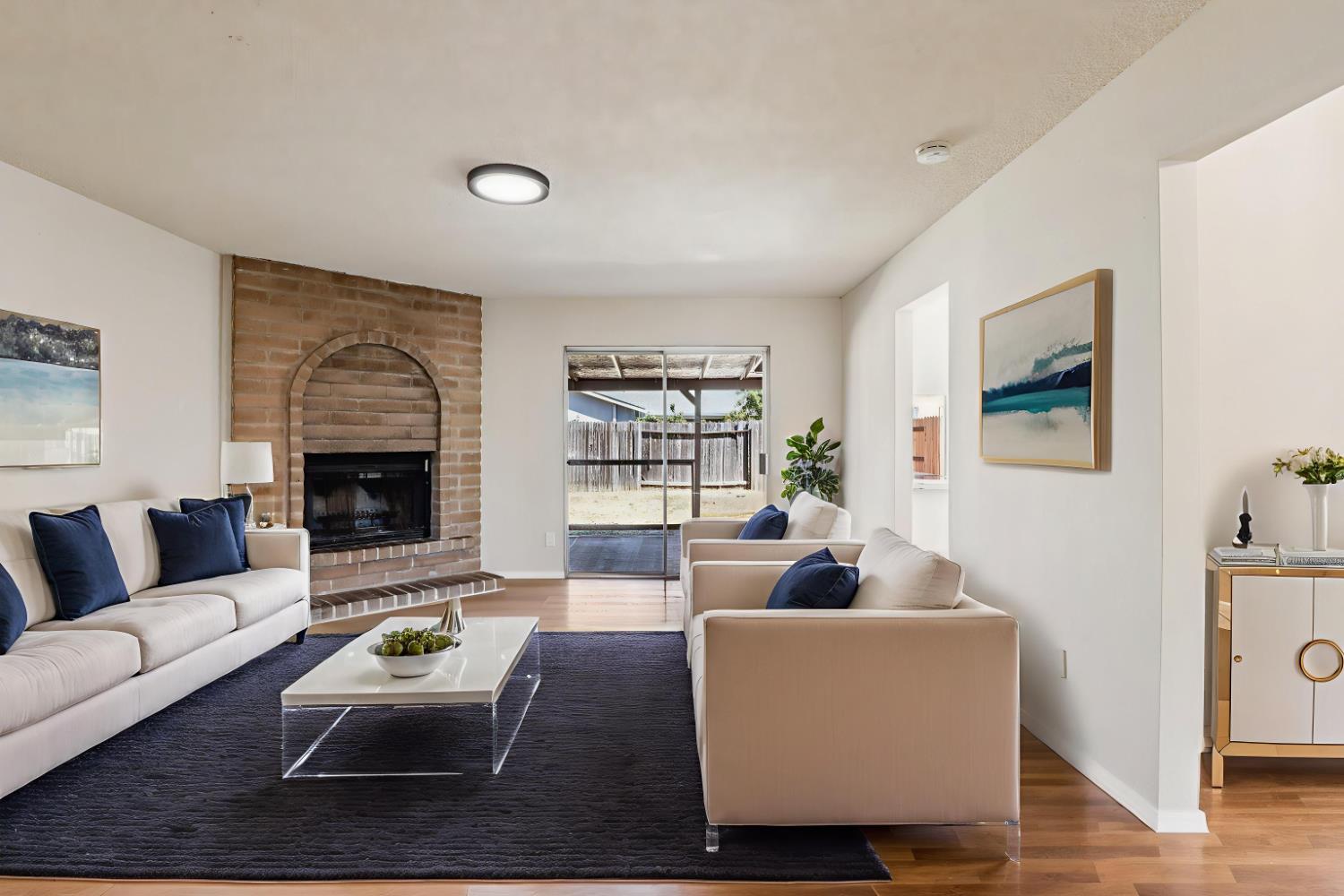 4175 Amapola Way