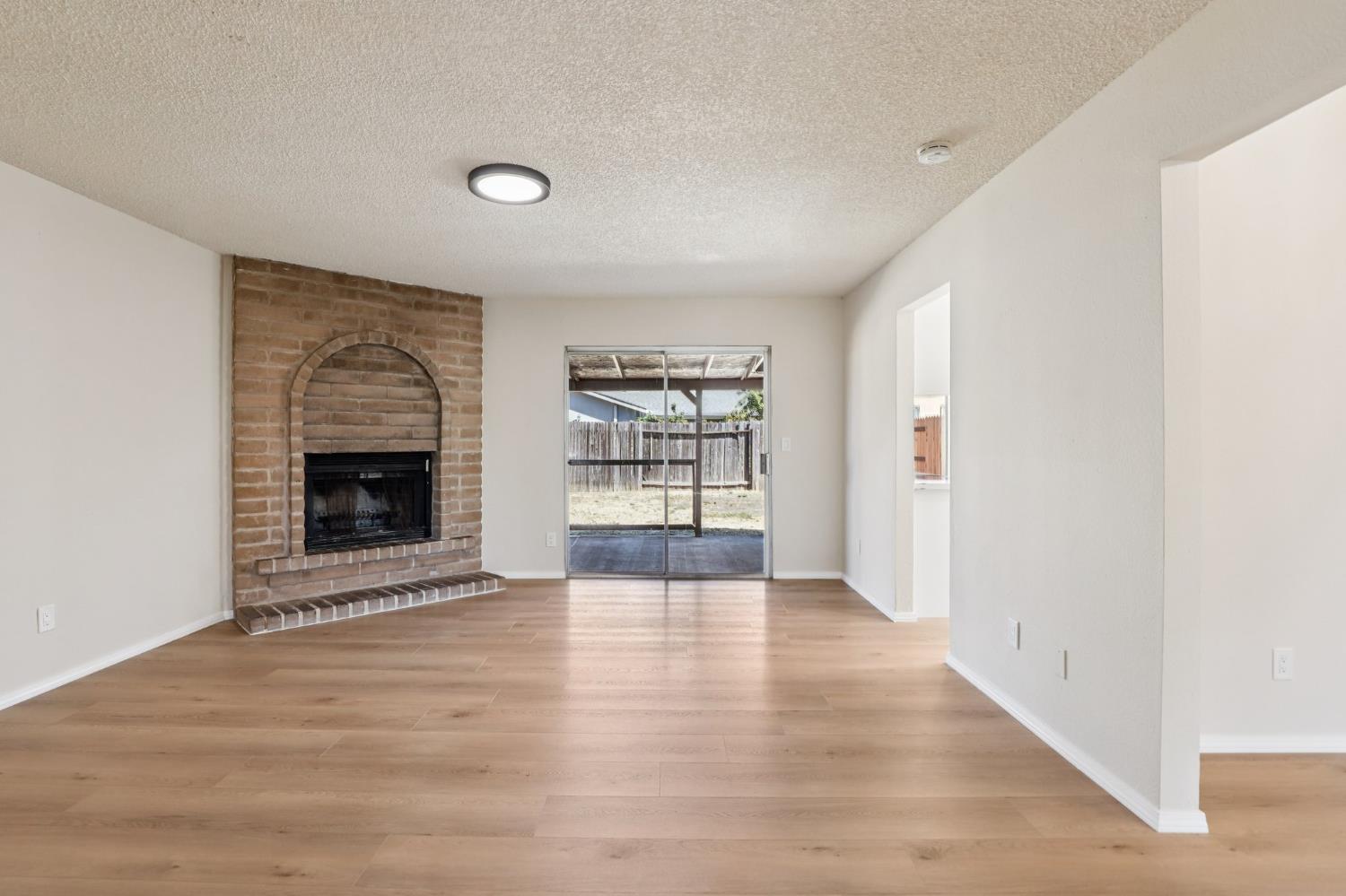 4175 Amapola Way
