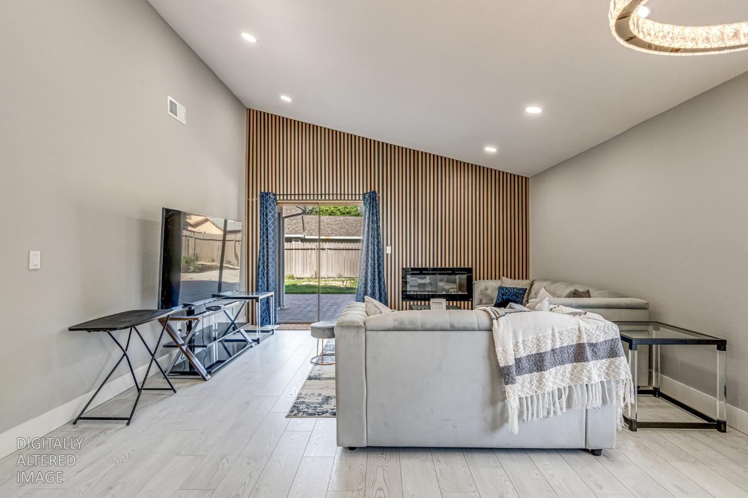 2 Rio Campo Court