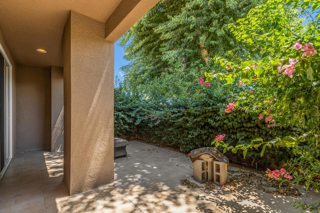 129 Lake Shore Drive