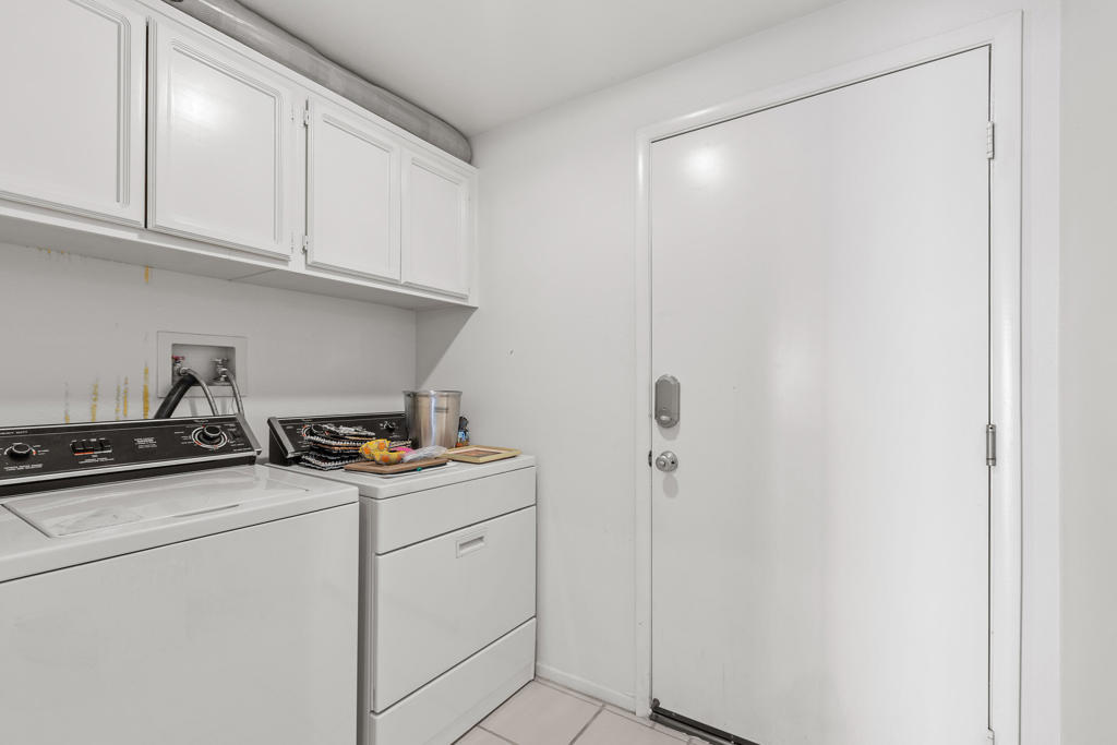 129 Lake Shore Drive