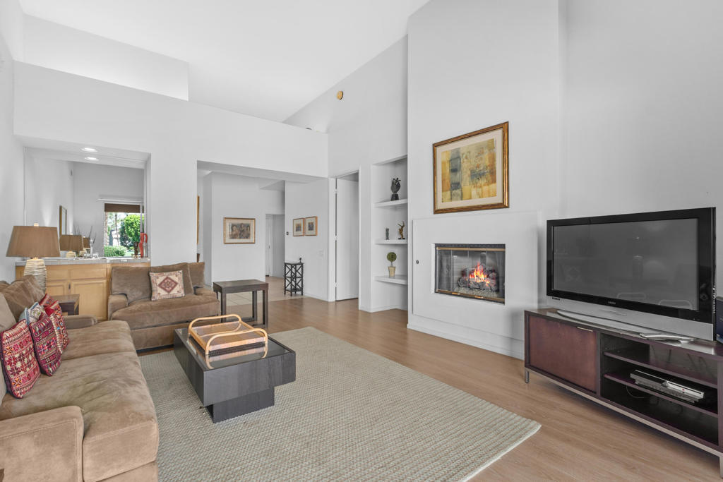 129 Lake Shore Drive