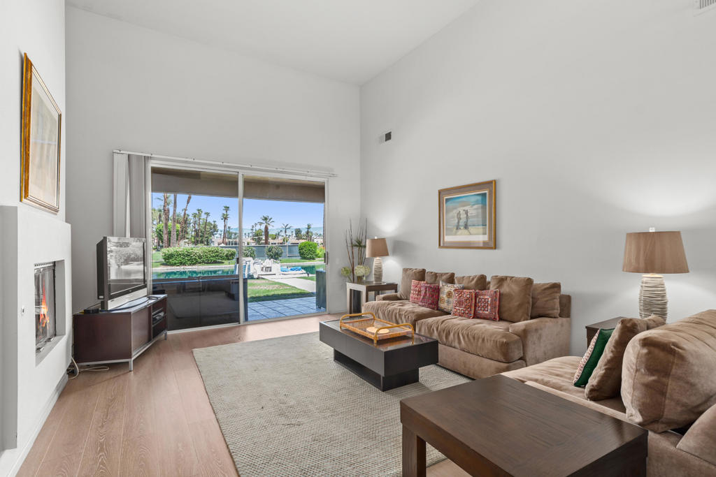 129 Lake Shore Drive