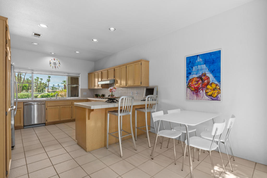 129 Lake Shore Drive