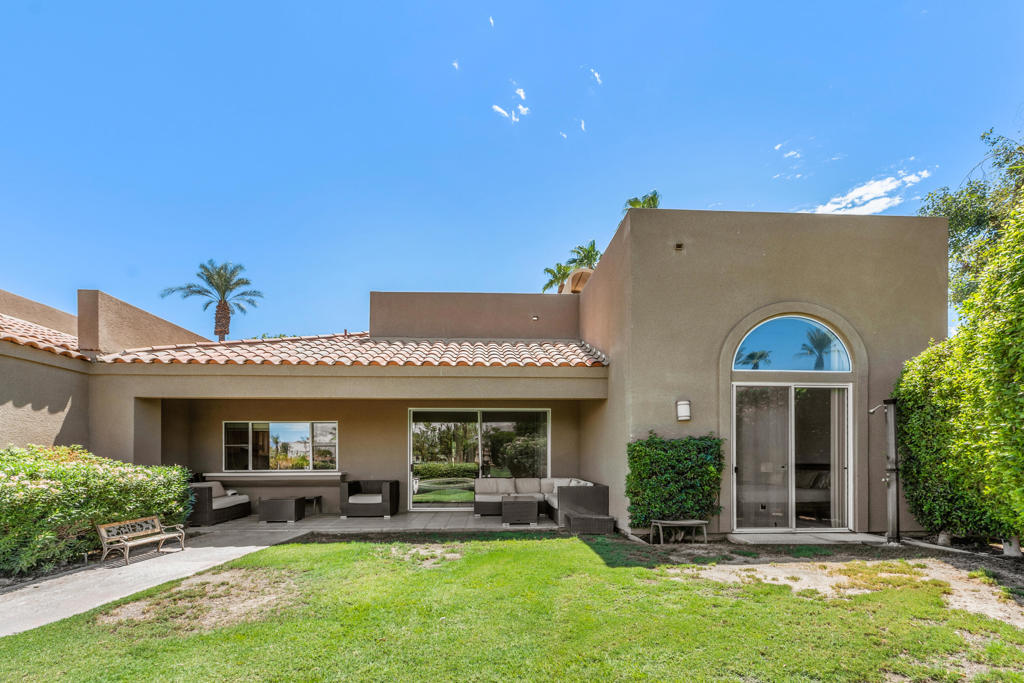 129 Lake Shore Drive