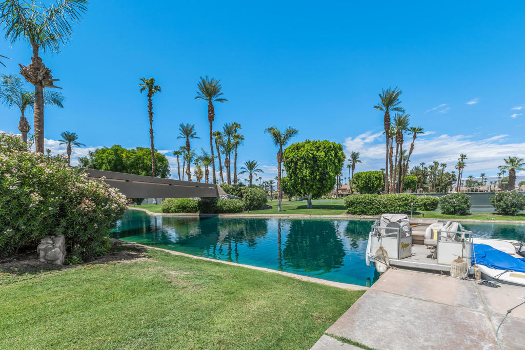 129 Lake Shore Drive