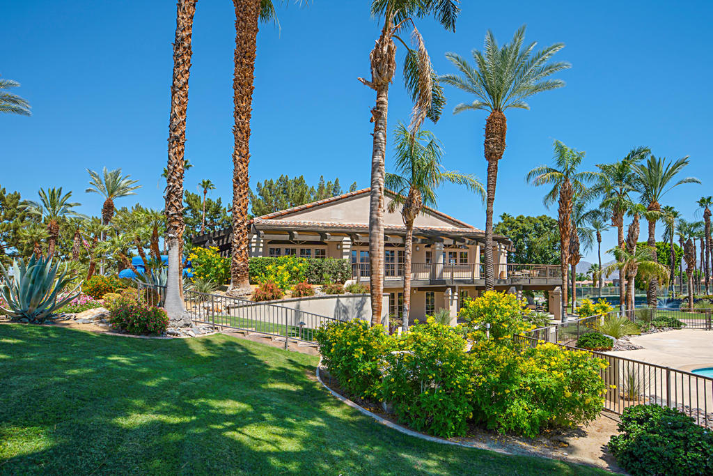 129 Lake Shore Drive