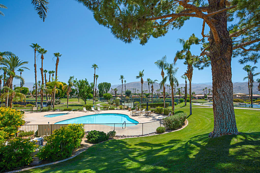 129 Lake Shore Drive