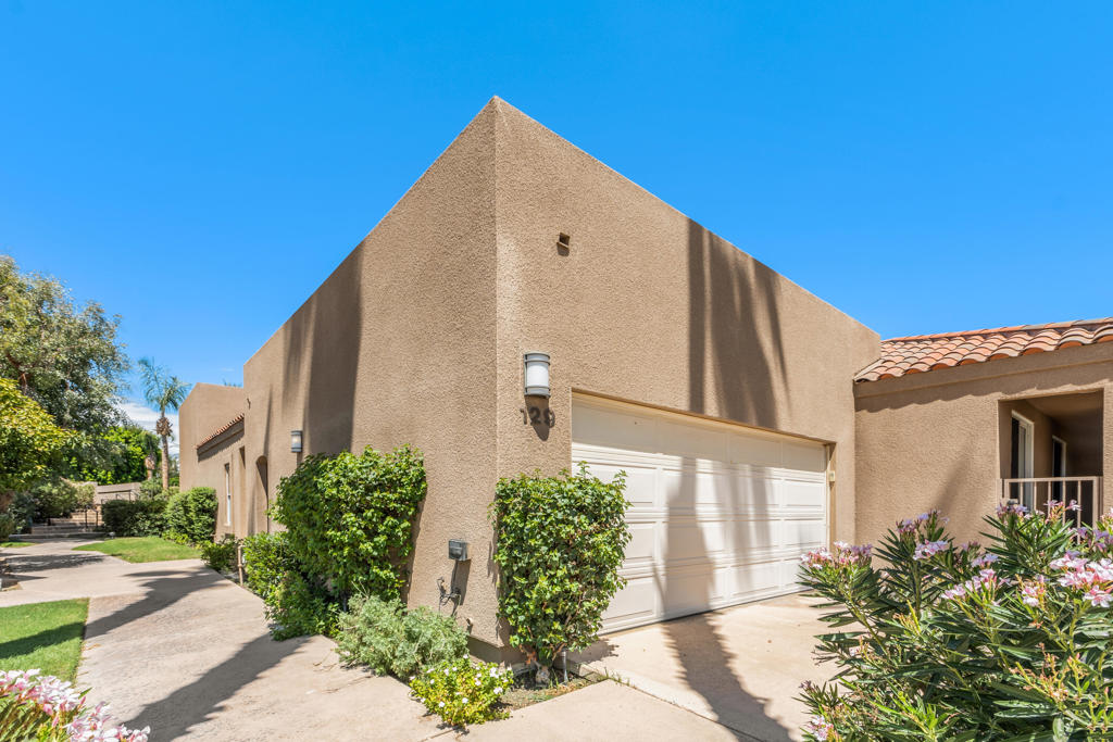 129 Lake Shore Drive