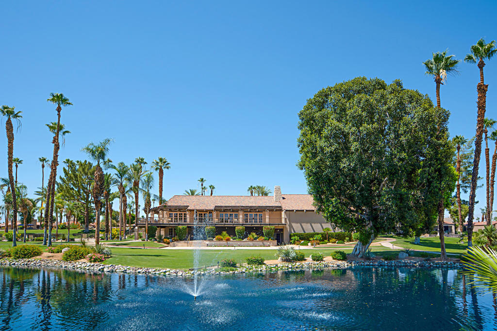 129 Lake Shore Drive