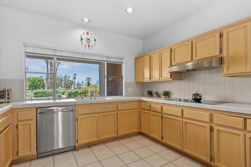 129 Lake Shore Drive