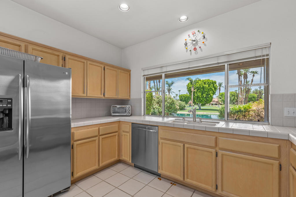 129 Lake Shore Drive