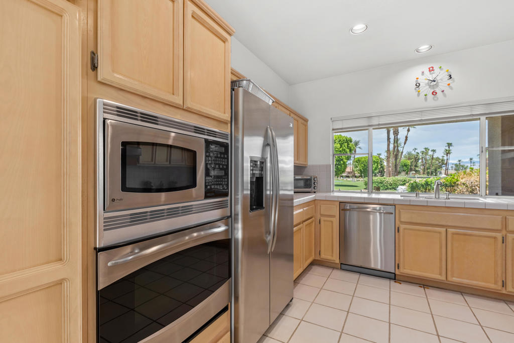 129 Lake Shore Drive