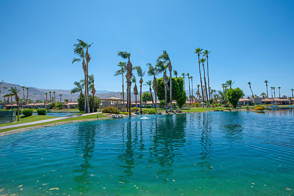 129 Lake Shore Drive