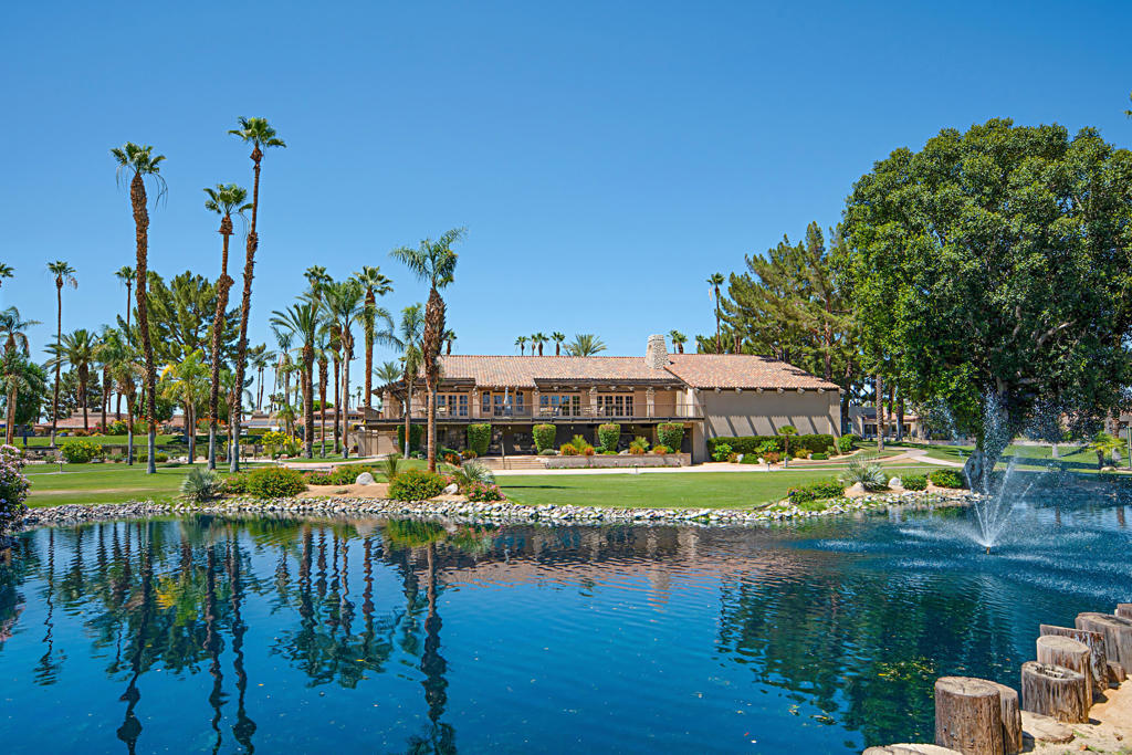 129 Lake Shore Drive