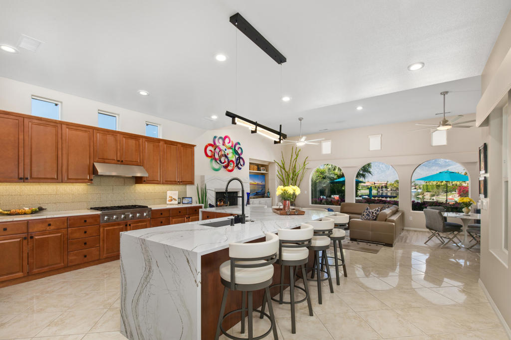 34 Via Santo Tomas Drive