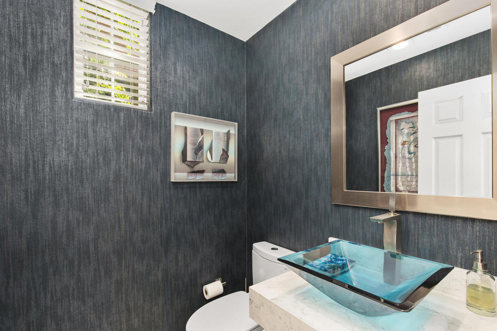 34 Via Santo Tomas Drive