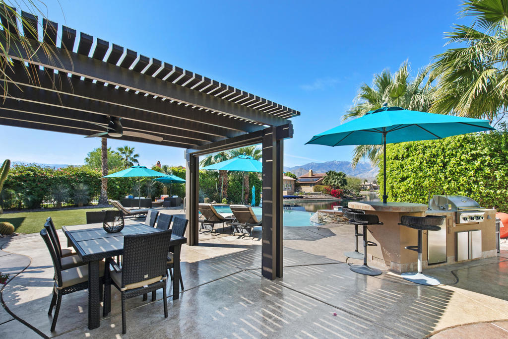 34 Via Santo Tomas Drive