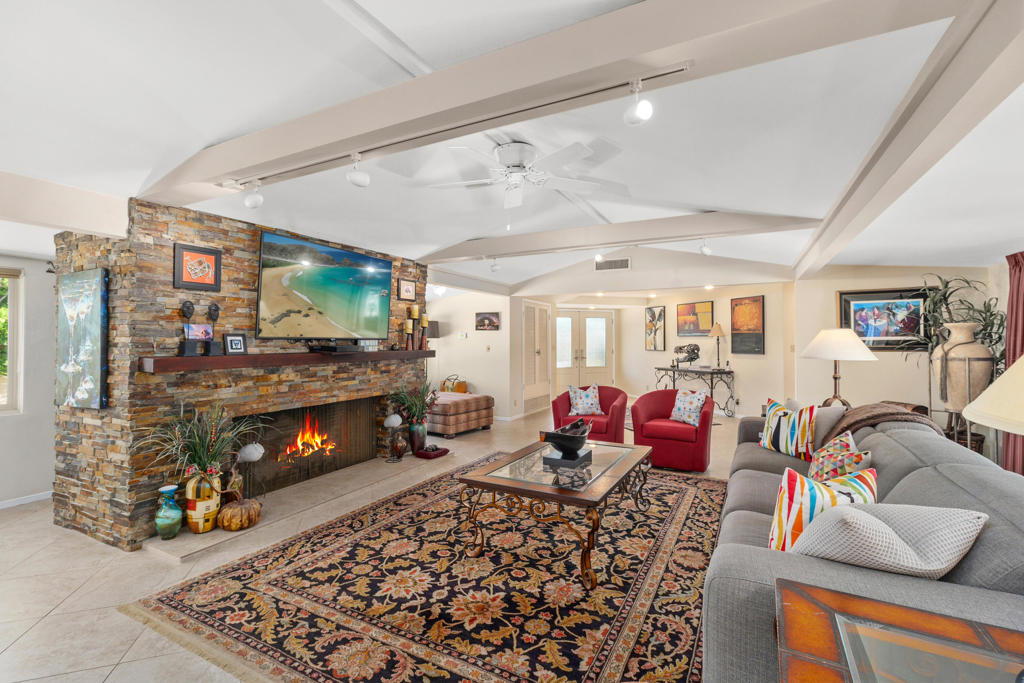 70801 Fairway Drive