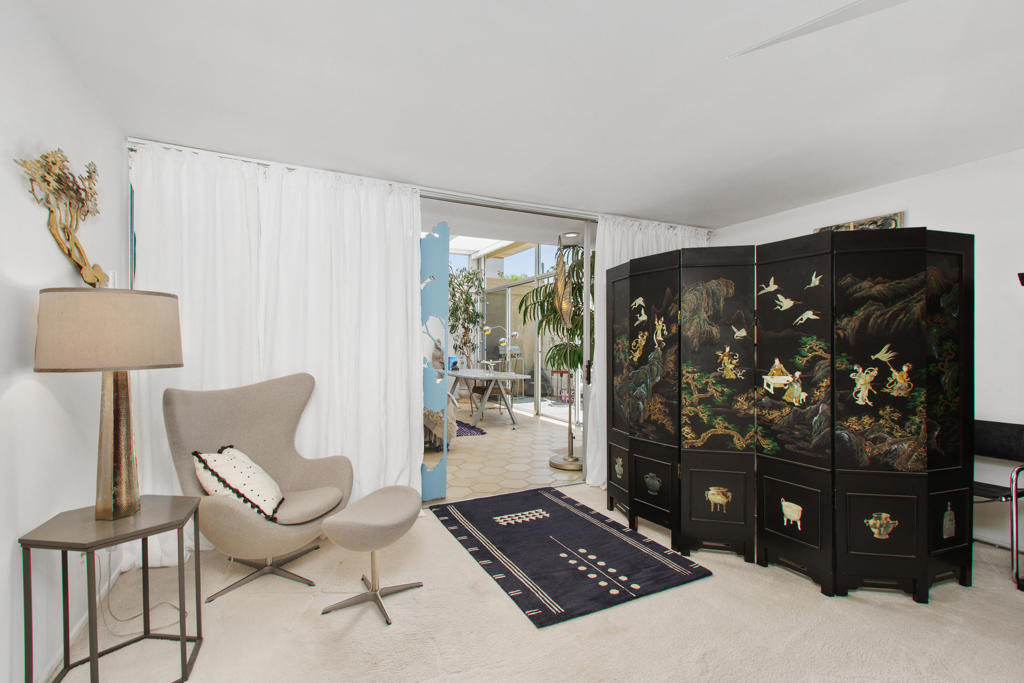 1020 Tamarisk West Street