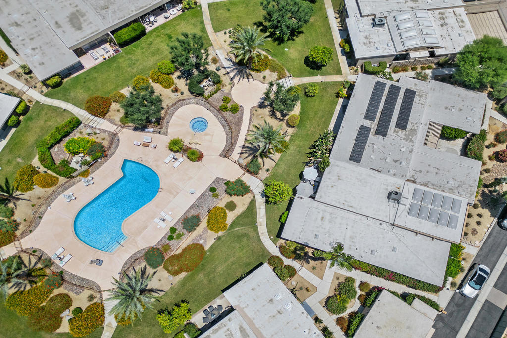 1020 Tamarisk West Street