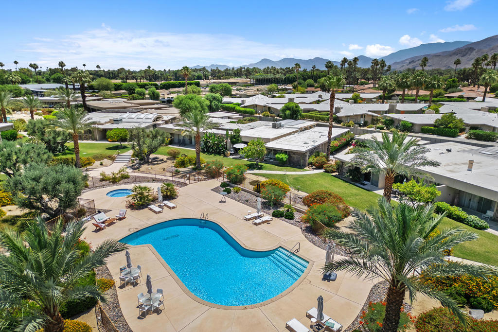 1020 Tamarisk West Street