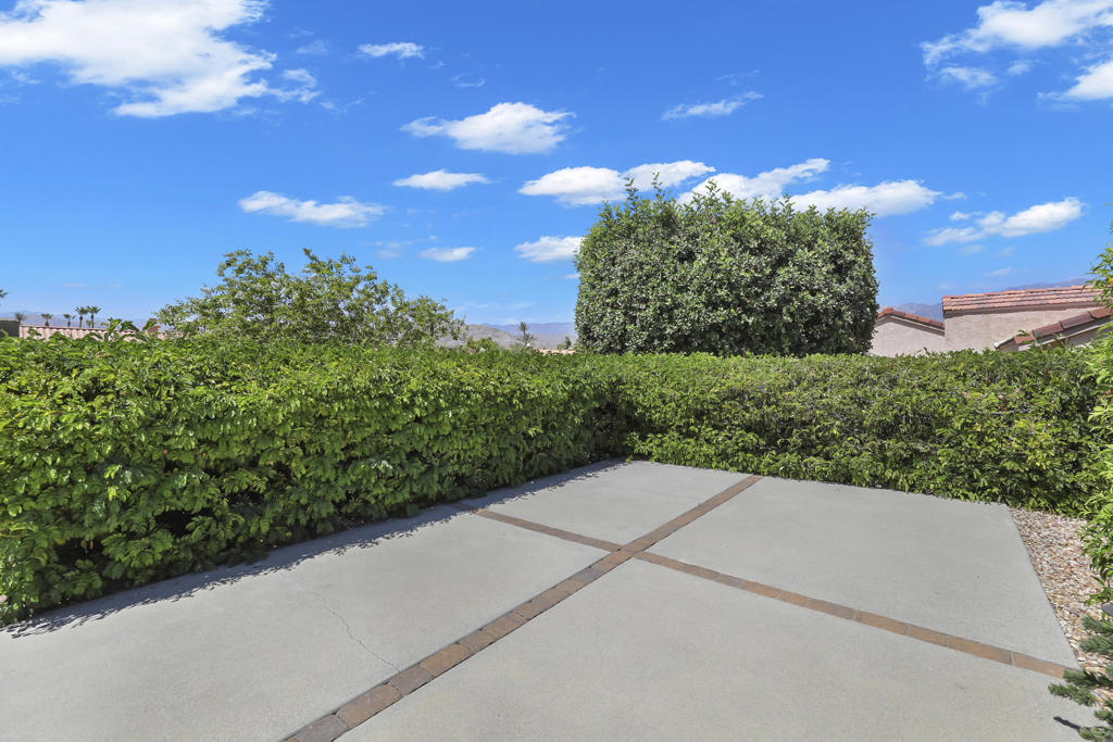 70825 Ironwood Drive