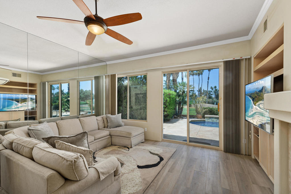 182 Kavenish Drive